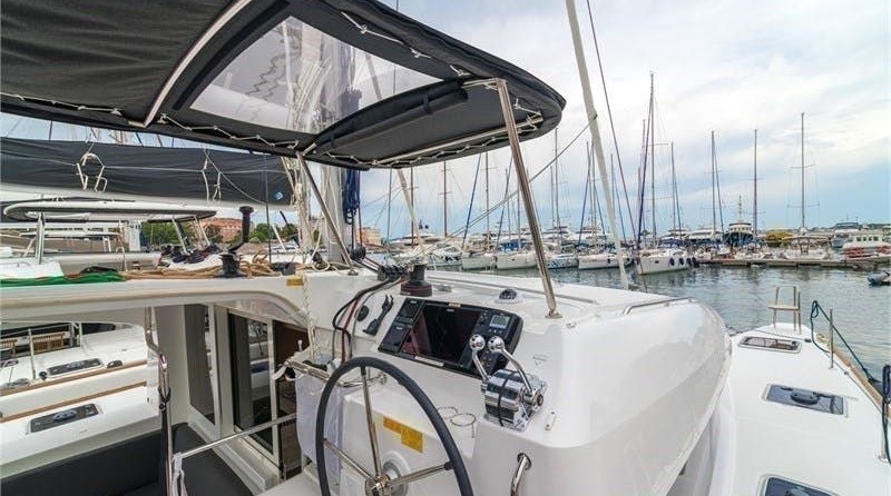 Lagoon 40