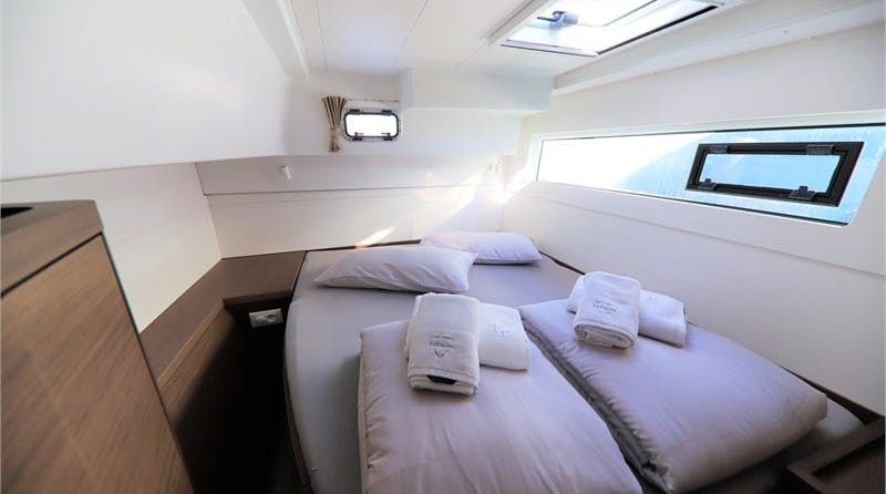 Lagoon 40