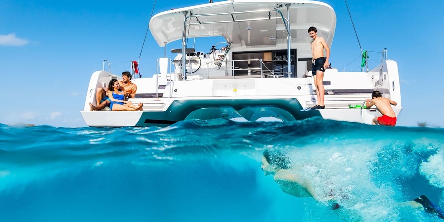 Lagoon 42