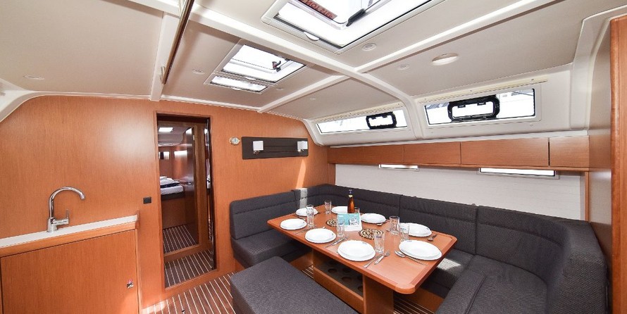 Bavaria Cruiser 51