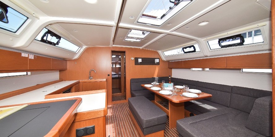 Bavaria Cruiser 51