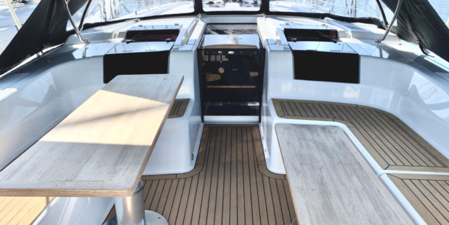 Hanse 508
