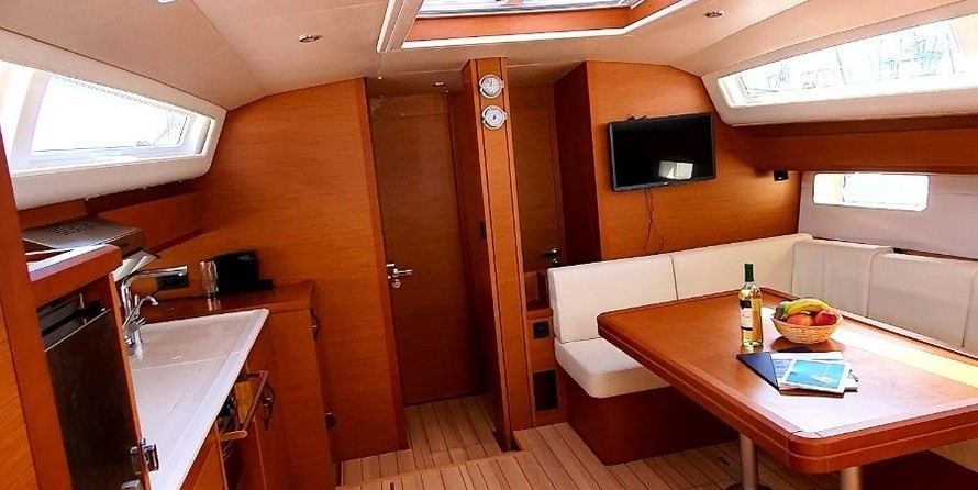 Jeanneau 54
