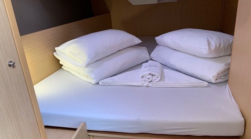 Beneteau Oceanis 38