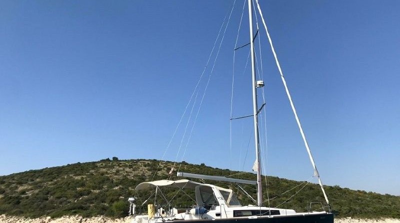 Beneteau Oceanis 38