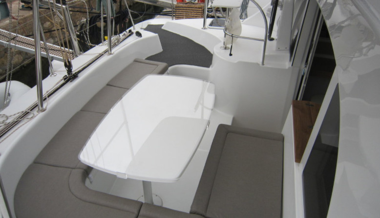 Lagoon 380 S2