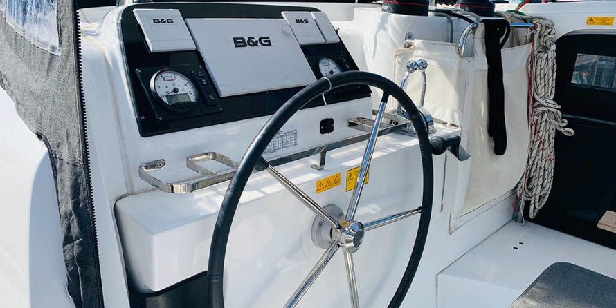 Lagoon 42