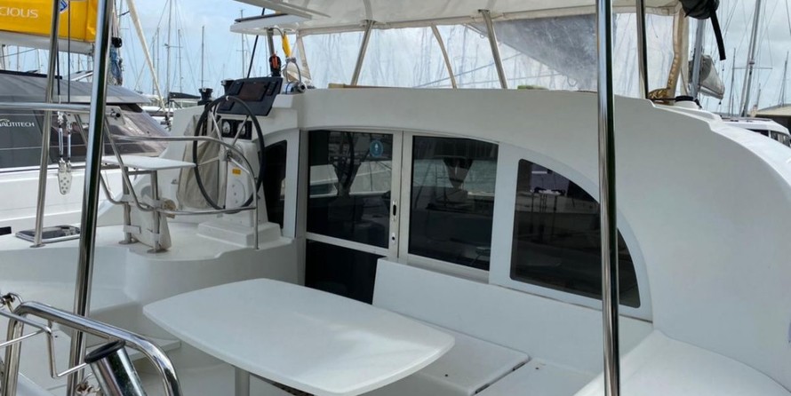 Lagoon 380 S2