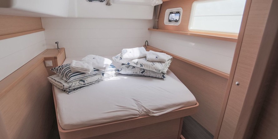 Lagoon 450 F