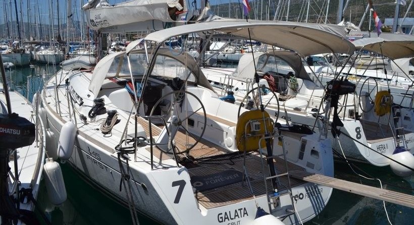 Beneteau First 45