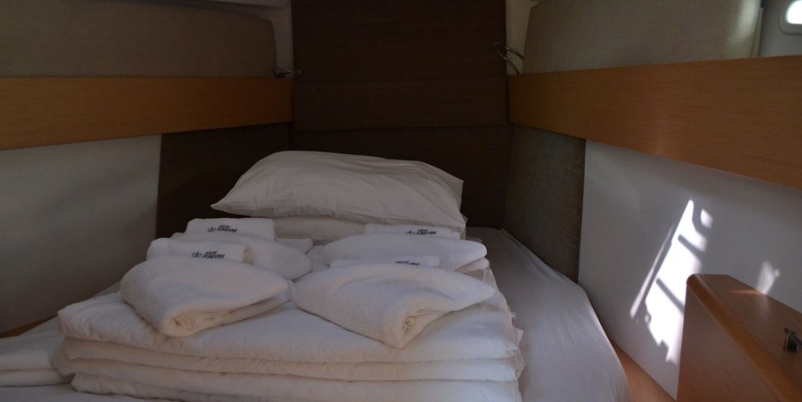 Beneteau First 45
