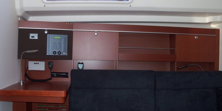 Hanse 385