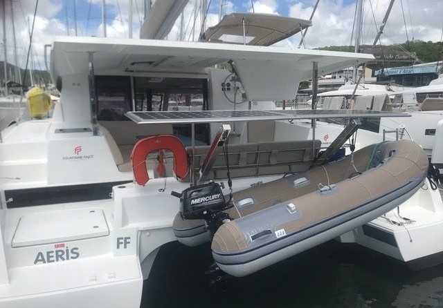 Fountaine Pajot Lucia 40