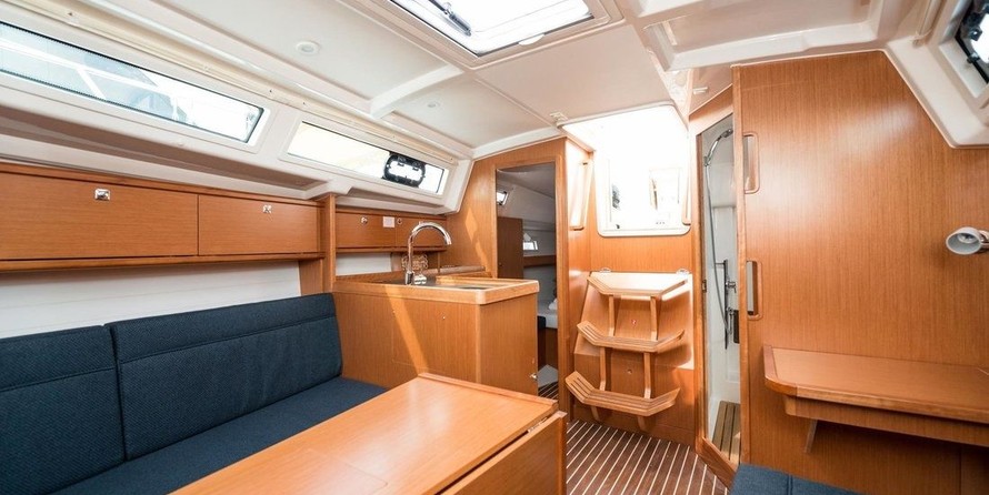 Bavaria CRUISER 34