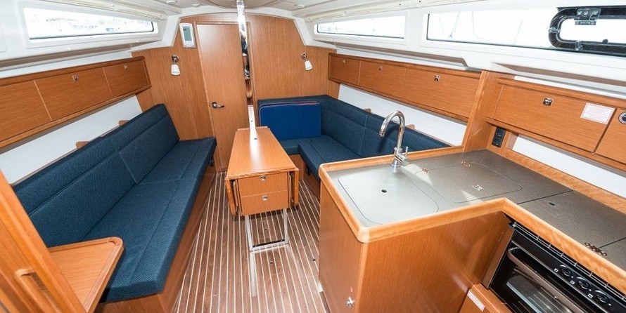 Bavaria CRUISER 34