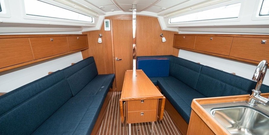 Bavaria CRUISER 34