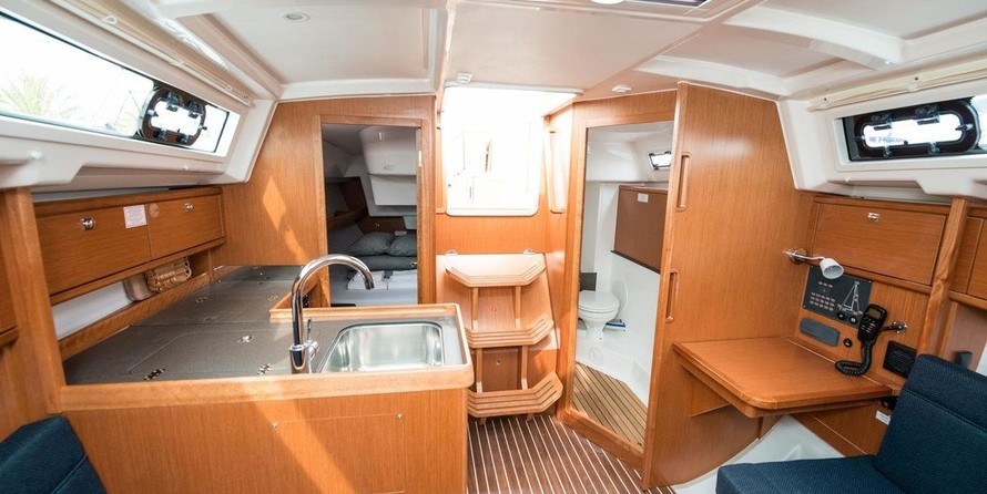 Bavaria CRUISER 34