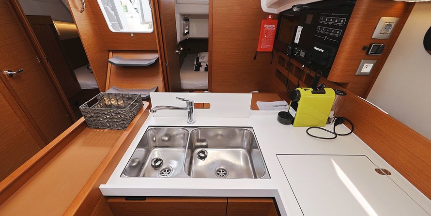 Jeanneau Sun Odyssey 410