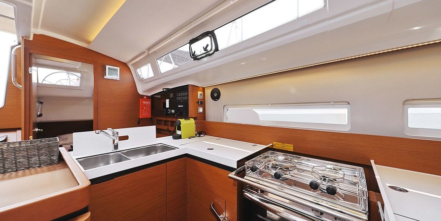 Jeanneau Sun Odyssey 410