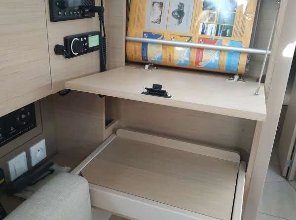 Beneteau Oceanis 38.1