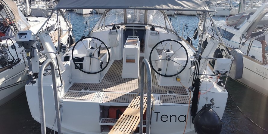 Beneteau Oceanis 38.1