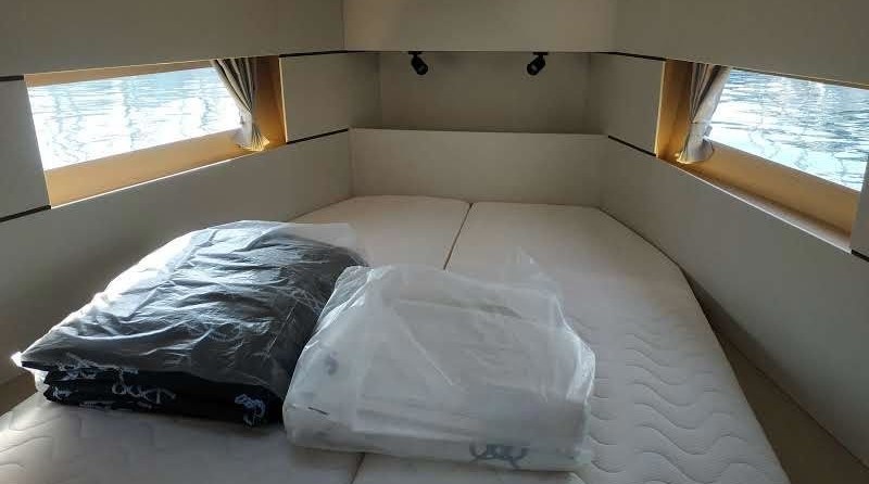 Beneteau Oceanis 38.1