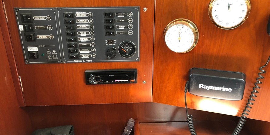 Beneteau Oceanis 373 Clipper