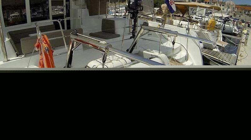 Lagoon 39