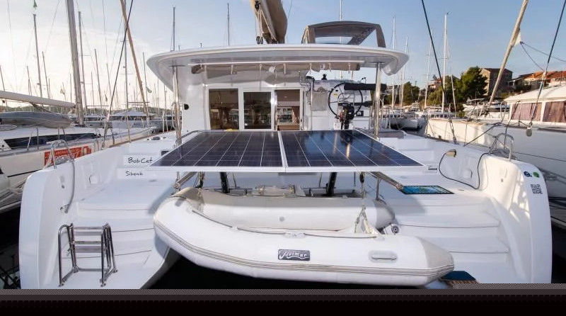 Lagoon 39