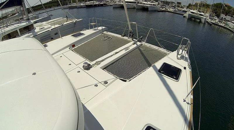Lagoon 39
