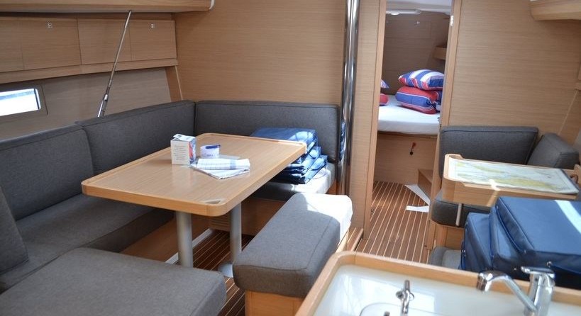 Dufour 412