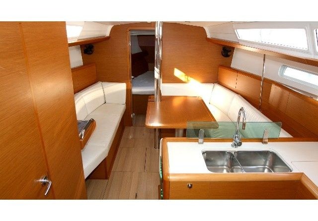 Jeanneau Sun Odyssey 389