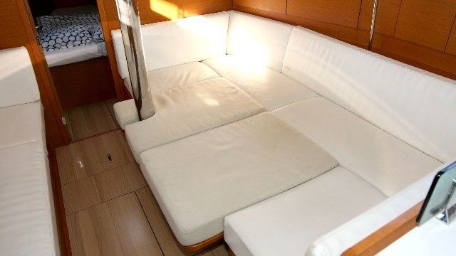 Jeanneau Sun Odyssey 389