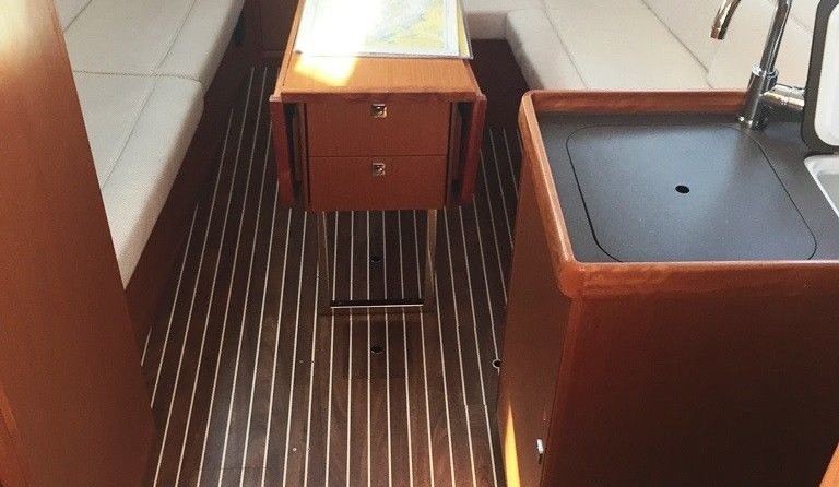 Bavaria CRUISER 34