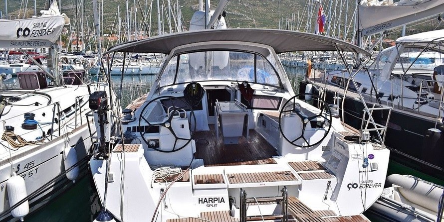 Beneteau Oceanis 48