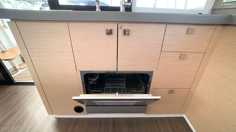 Fountaine Pajot Lucia 40