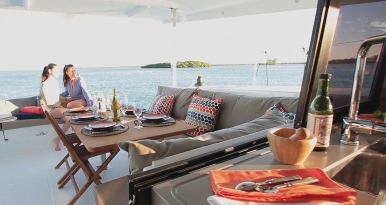 Fountaine Pajot Lucia 40