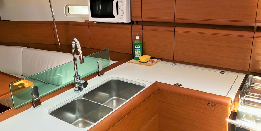 Jeanneau Sun Odyssey 389