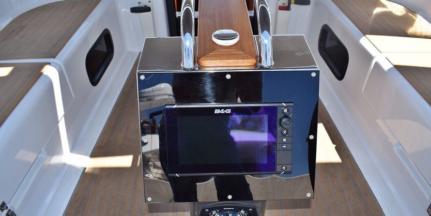 Hanse 415