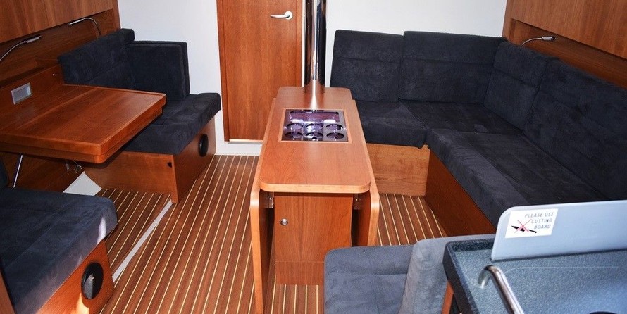 Hanse 415