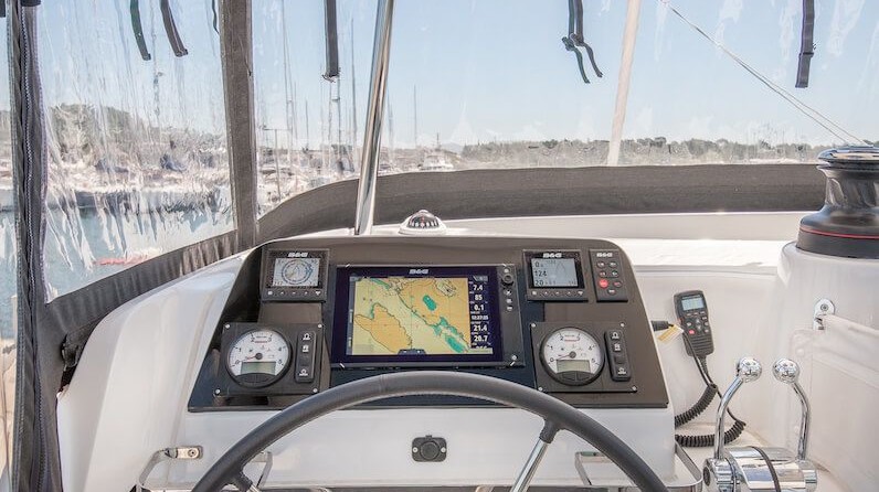 Lagoon 42