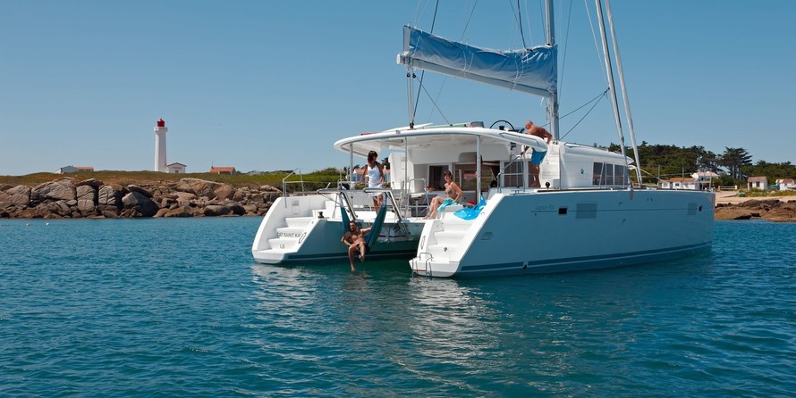 Lagoon 450 F