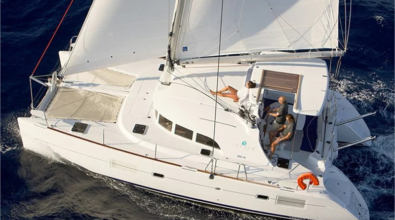 Lagoon 380 S2