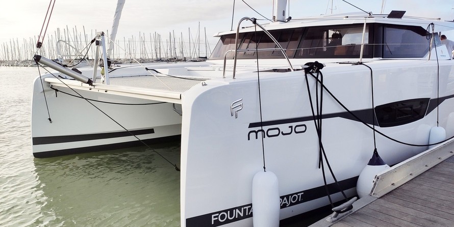 Fountaine Pajot Astréa 42