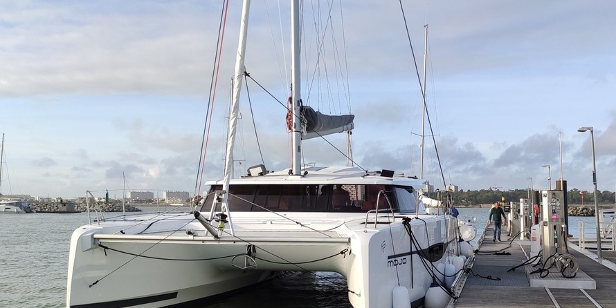 Fountaine Pajot Astréa 42