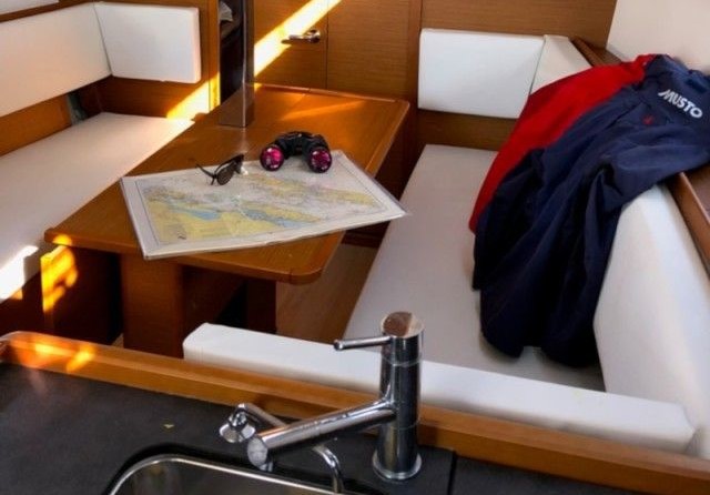 Jeanneau Sun Odyssey 349