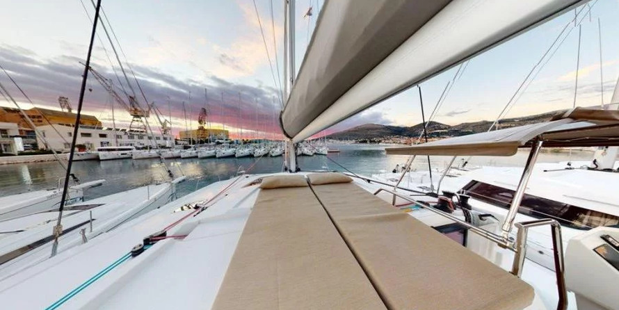 Fountaine Pajot Saona 47