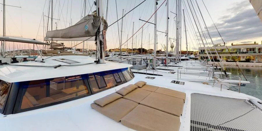 Fountaine Pajot Saona 47