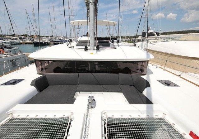 Lagoon 450 F