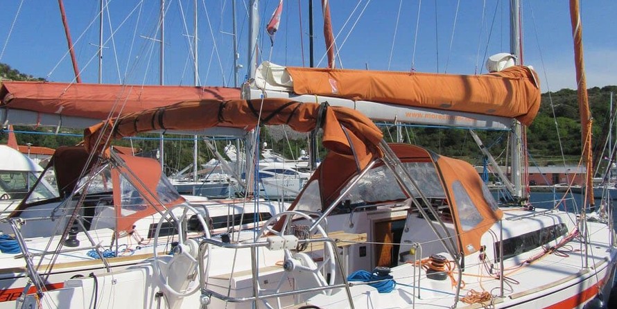 Salona 38